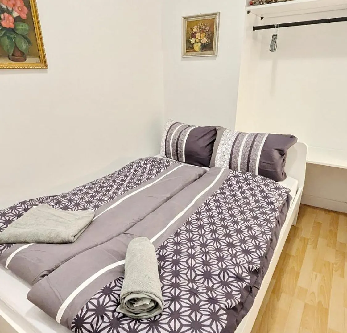 Habitación en casa particular Cozy Room In Stadthalle Area Hb Viena